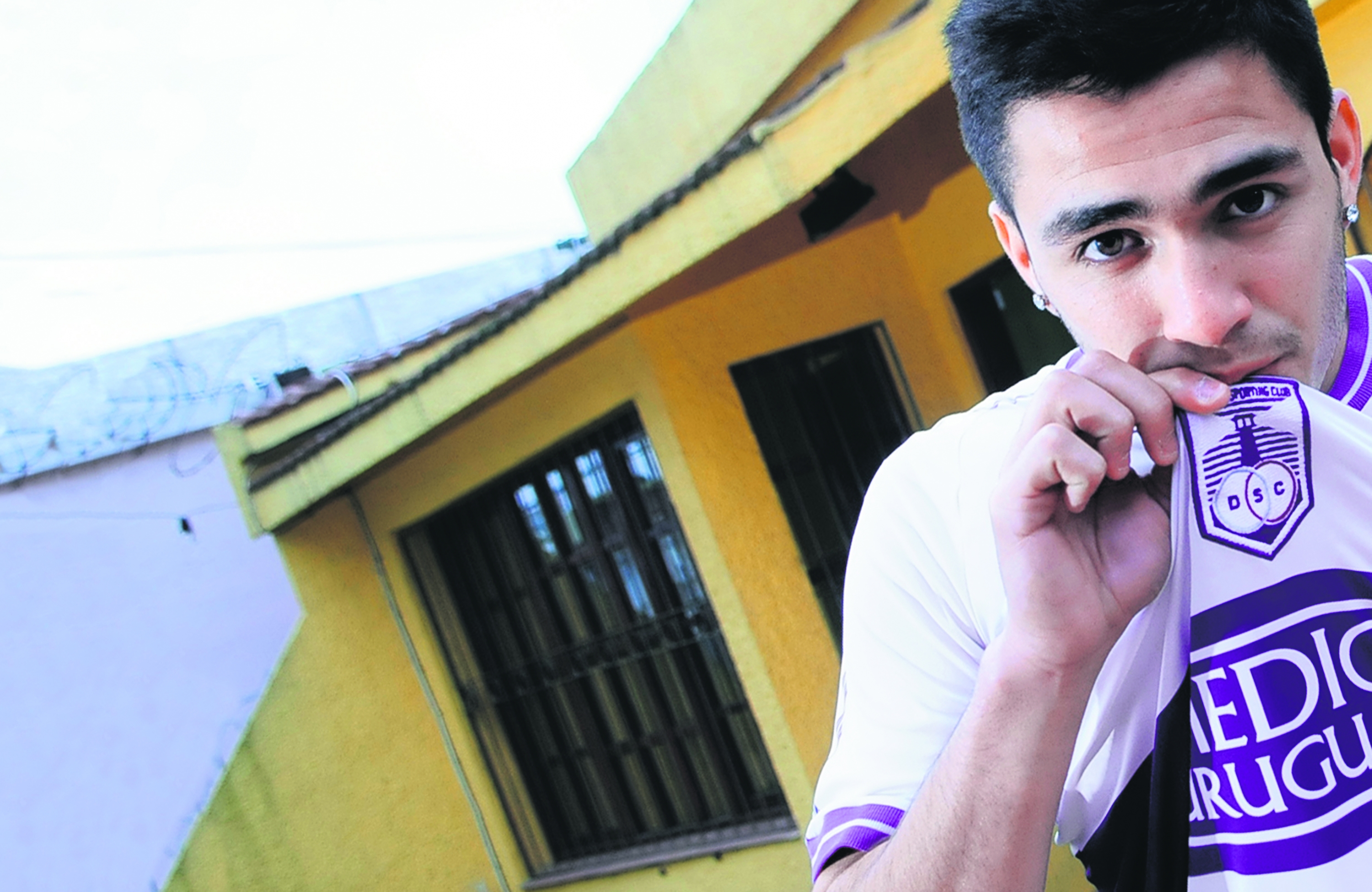 El eterno femenino de una imaginativa pintora