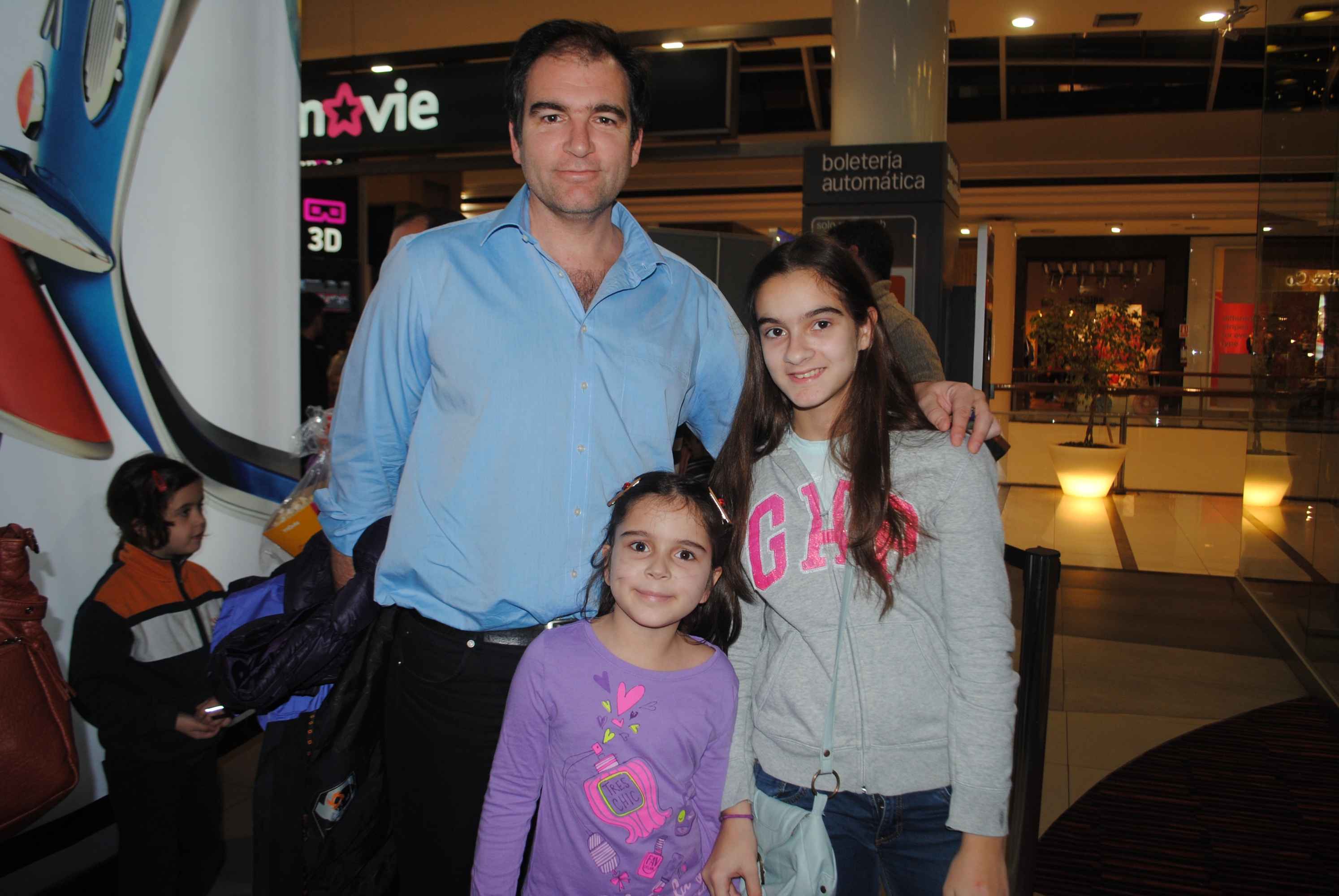 Andrés, Inés y Helena Previtali.