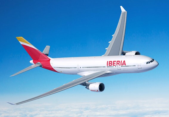 El eterno femenino de una imaginativa pintora