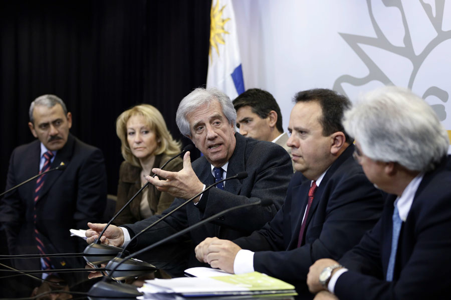 El eterno femenino de una imaginativa pintora