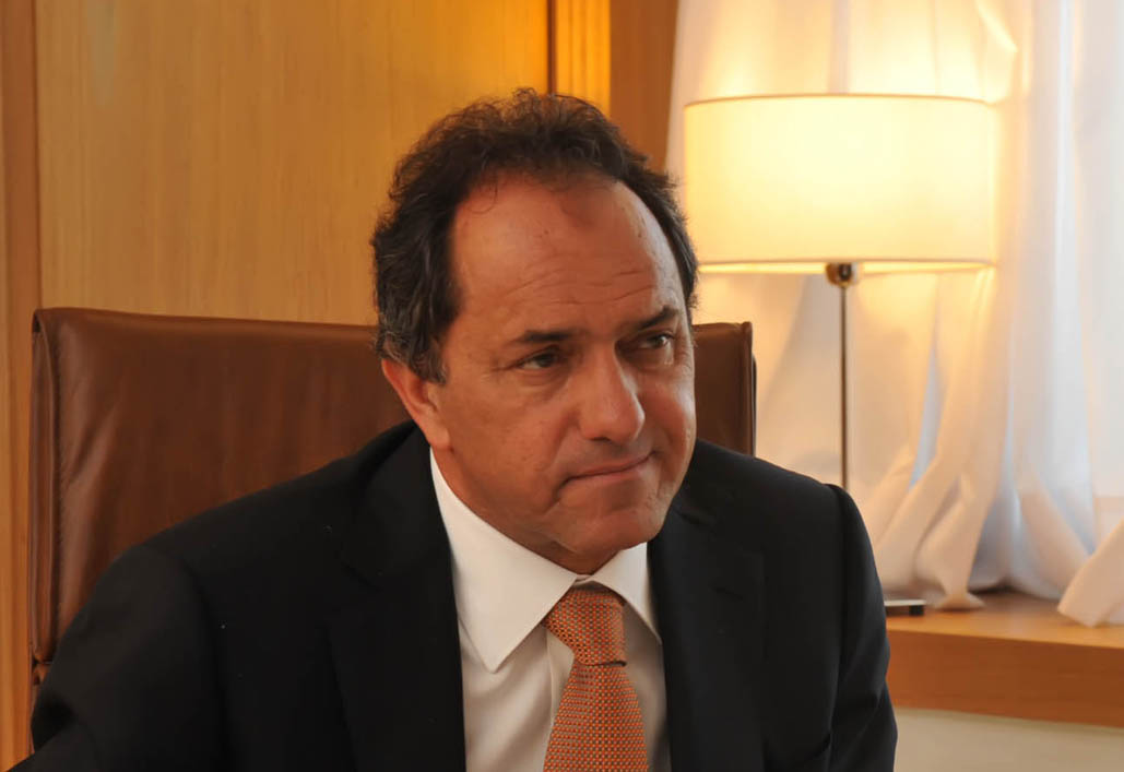 El eterno femenino de una imaginativa pintora