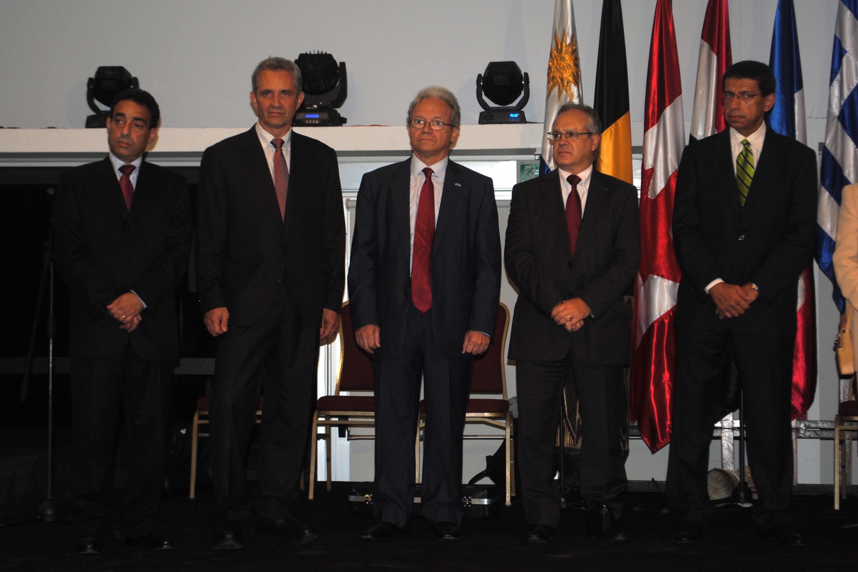 Encargado de negocios a.i del Libano Alejandro Bitar, embajador de Suiza Didier Pfirter, embajador de Grecia Louis Abatis, embajador de Francia Sylvain Itté, embajador de Egipto Sami Salem.