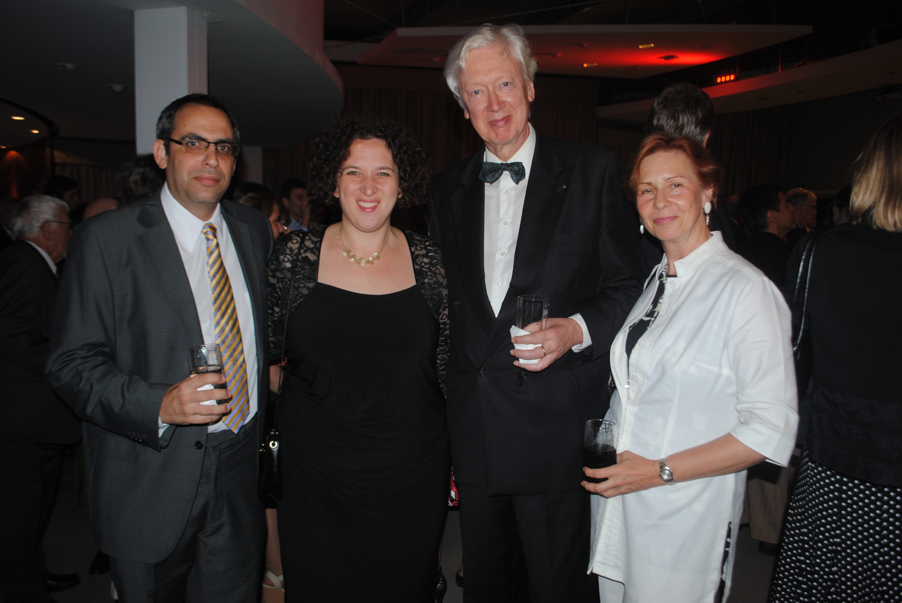 Lior Ben-Ami, embajadora de Israel Nina Ben-Ami, embajador de Alemania Heinz Peters, Christine Peters.