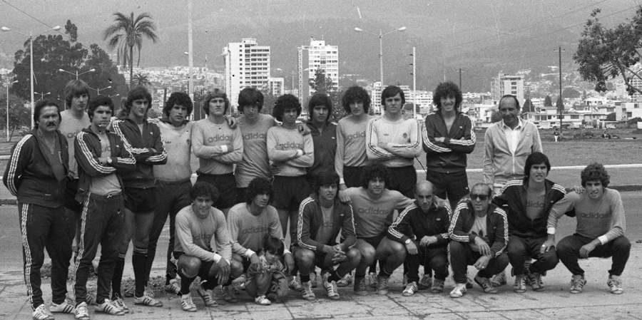 El eterno femenino de una imaginativa pintora