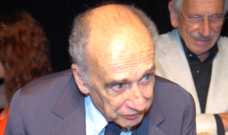 El eterno femenino de una imaginativa pintora