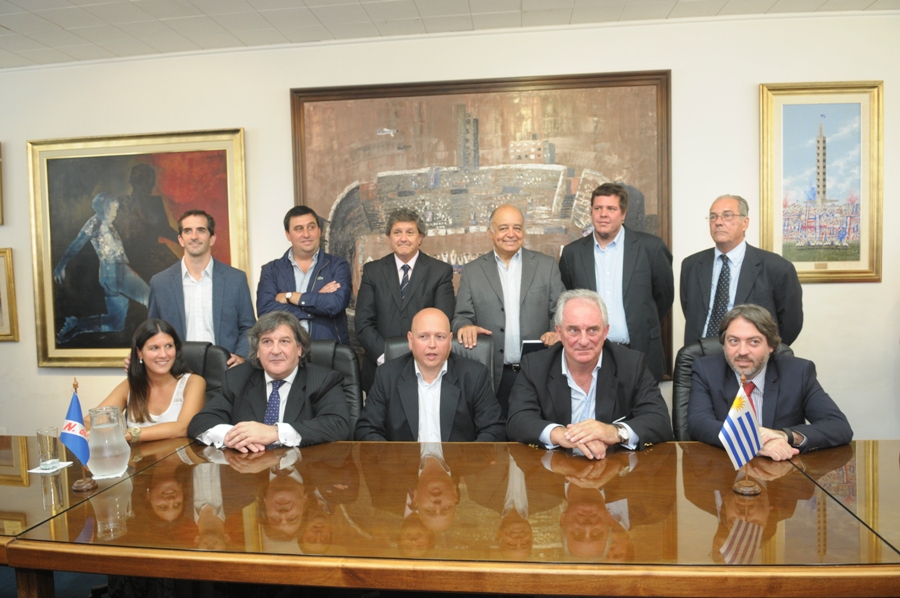 Asunción de la nueva directiva de Nacional.  Foto: Leonardo Mainé