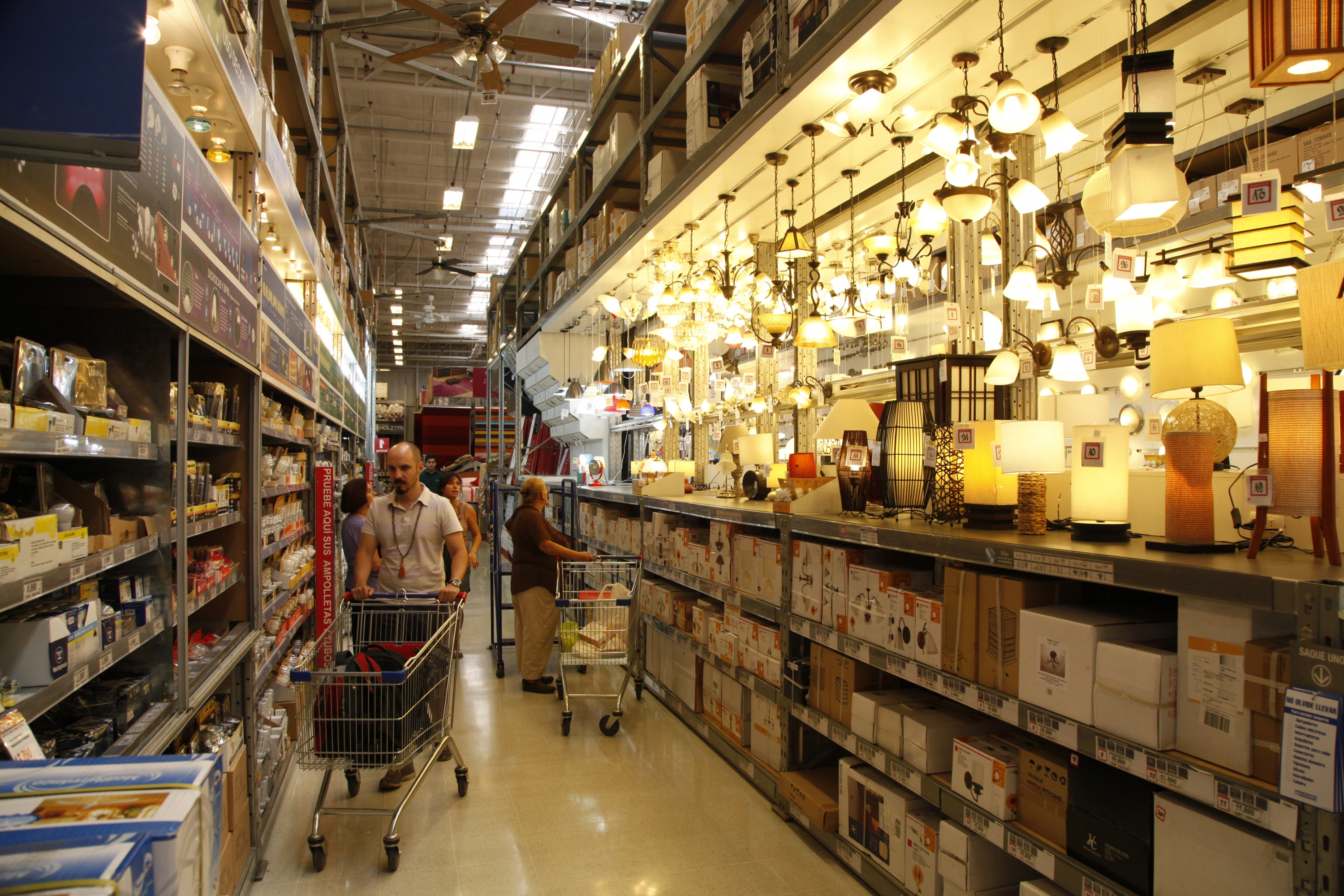 Sodimac. Imagen de una de las tiendas de la cadena en Chile, que se asemeja a la que la firma inaugurará en Uruguay. (Foto: Gentileza Sodimac)