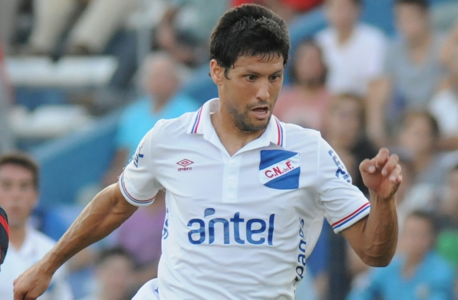 El eterno femenino de una imaginativa pintora