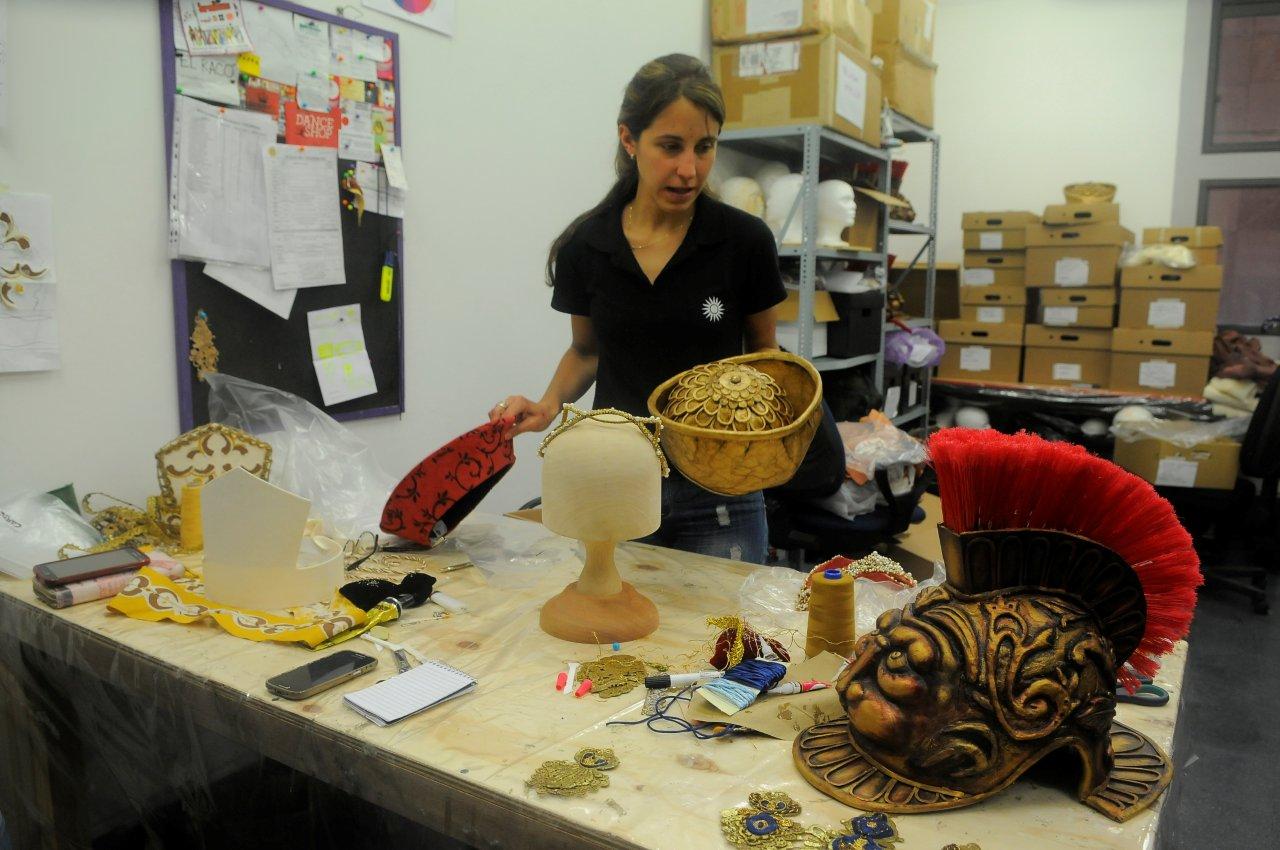 El eterno femenino de una imaginativa pintora