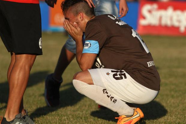 El eterno femenino de una imaginativa pintora