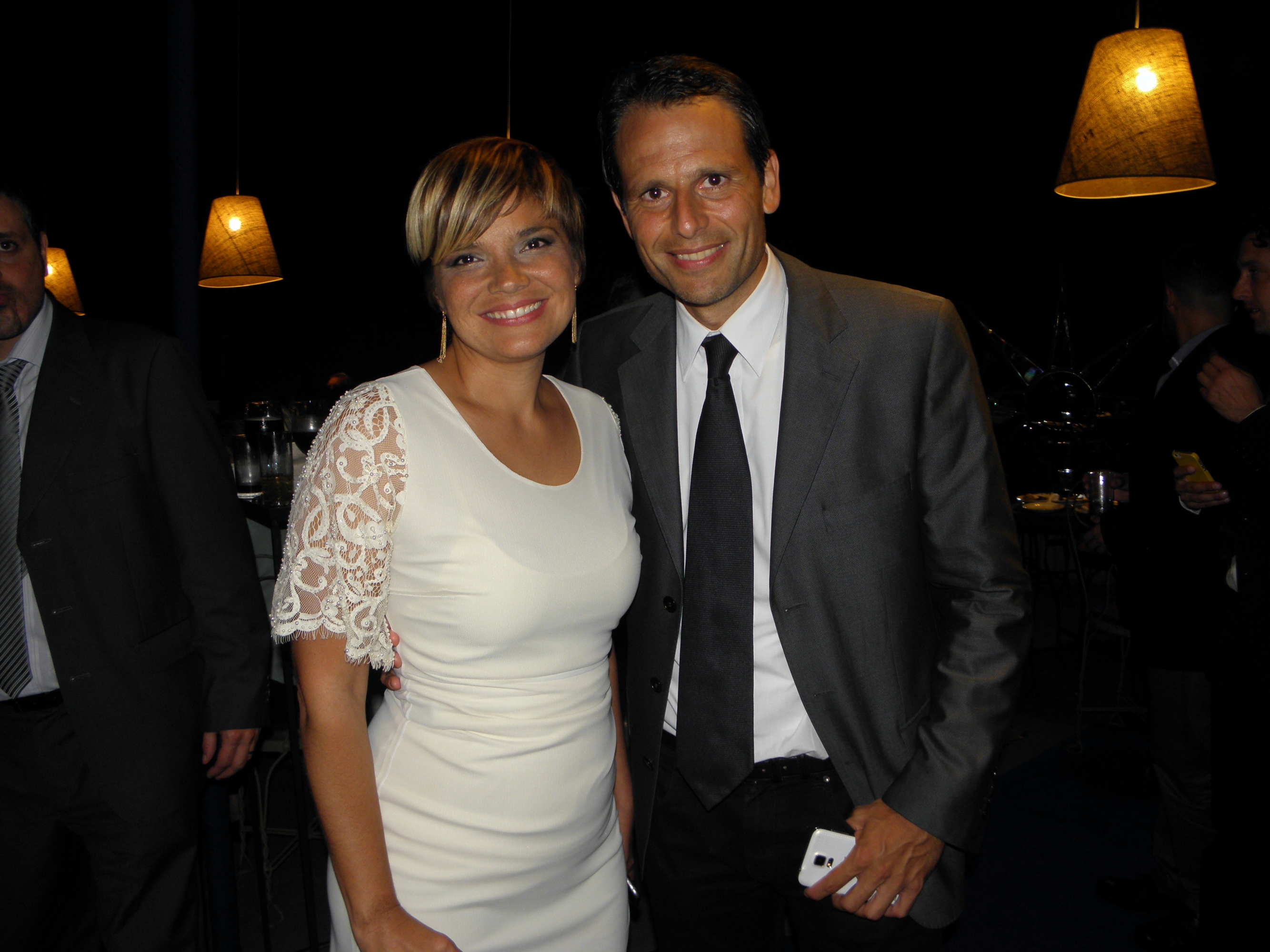 El eterno femenino de una imaginativa pintora