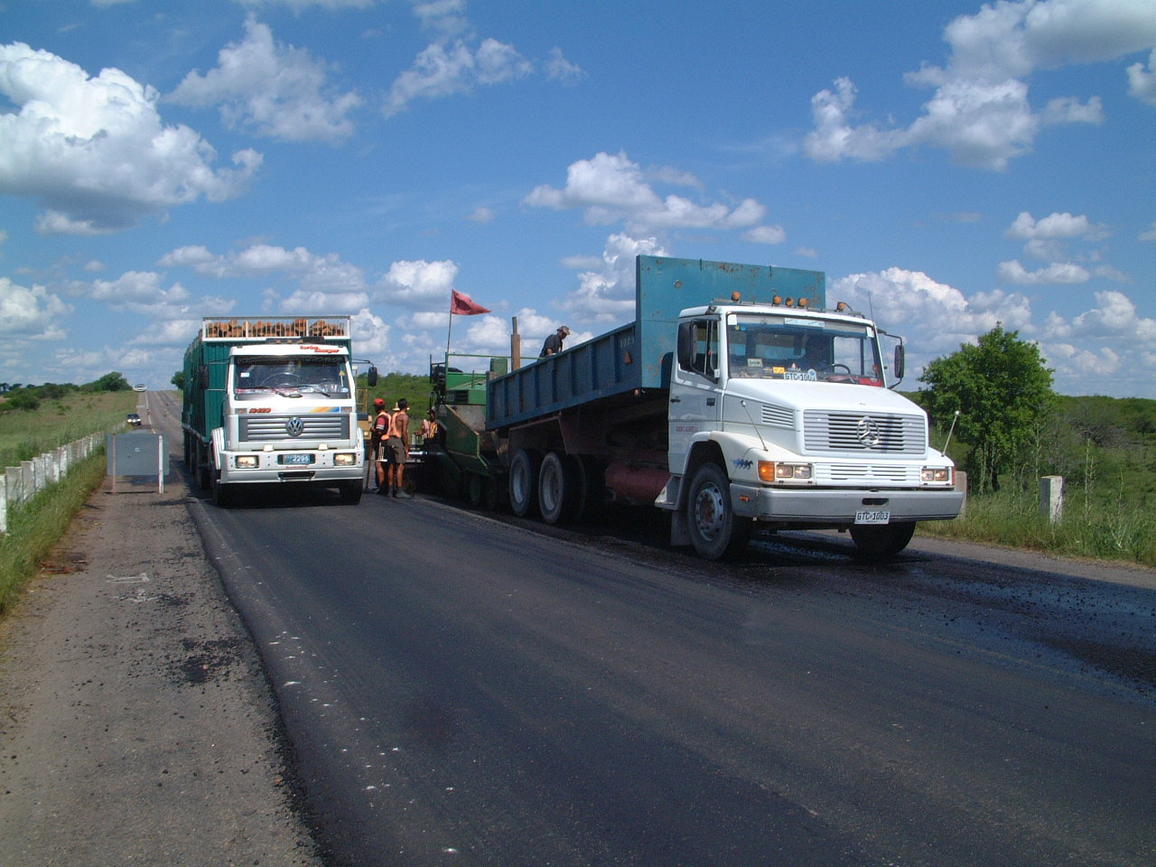 El eterno femenino de una imaginativa pintora