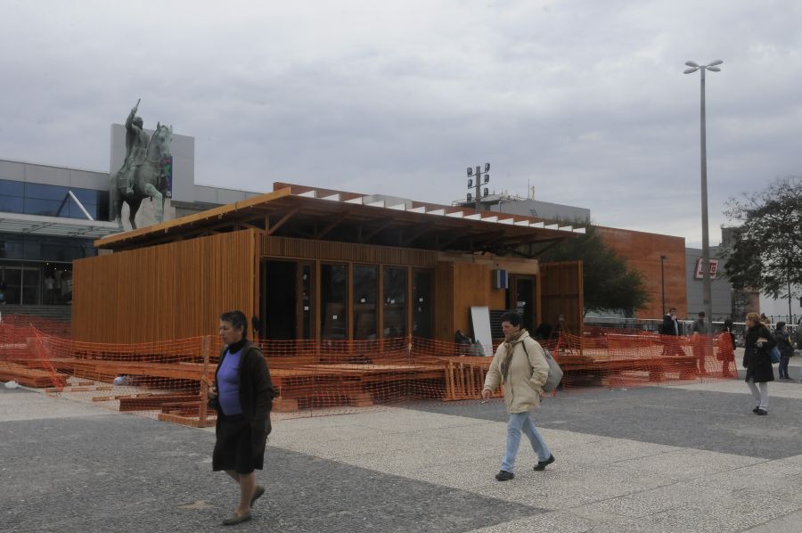 El eterno femenino de una imaginativa pintora