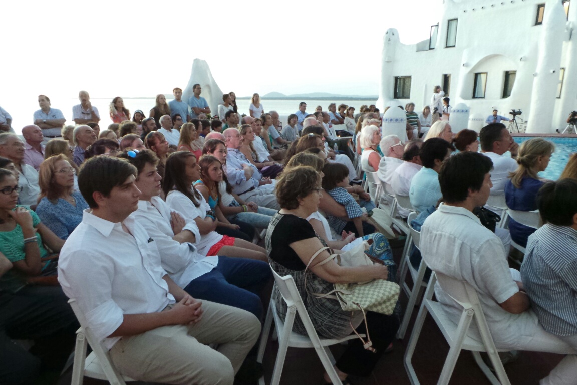 Tributo a Páez Vilaró en Casapueblo. Foto: Ricardo Figueredo