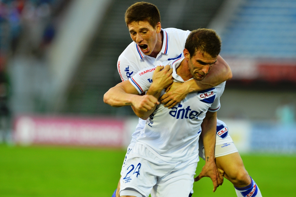 Más del festejo de Alonso. Foto: Fotografía El País.