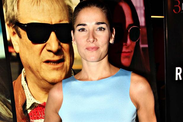 El eterno femenino de una imaginativa pintora