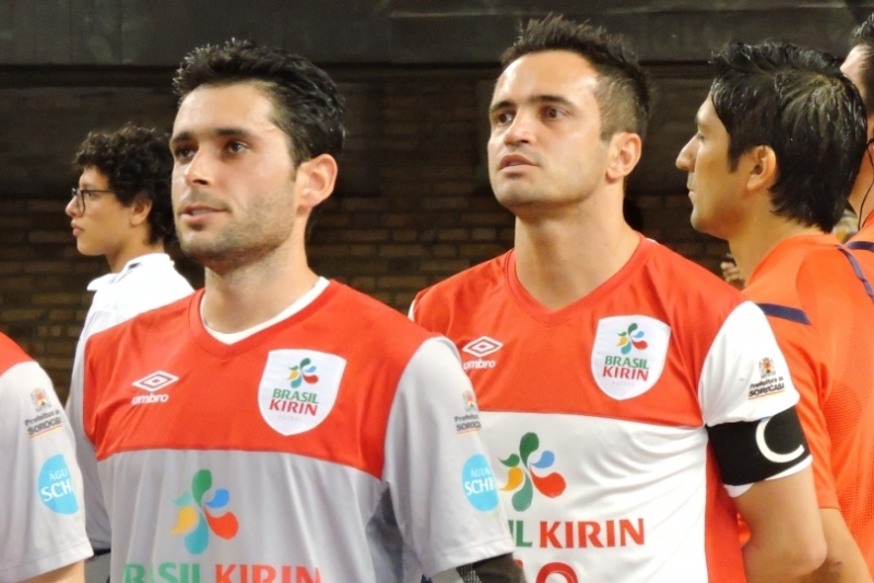 El eterno femenino de una imaginativa pintora