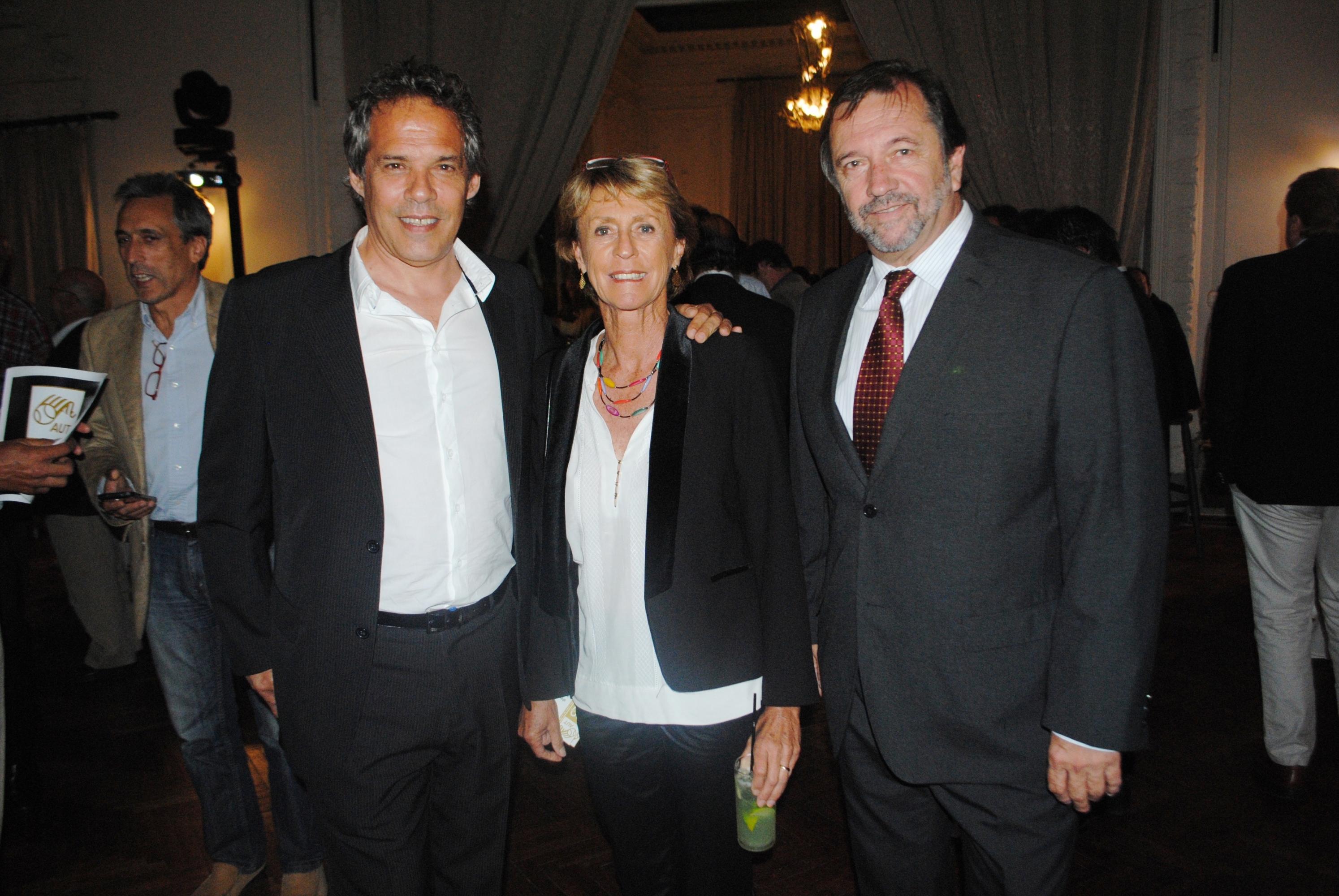 Diego Pérez, Fiorella Bonichelli, Joselo Damiani.