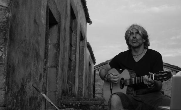 El eterno femenino de una imaginativa pintora