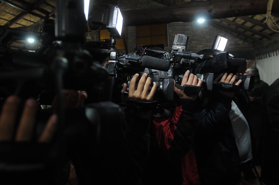 El eterno femenino de una imaginativa pintora