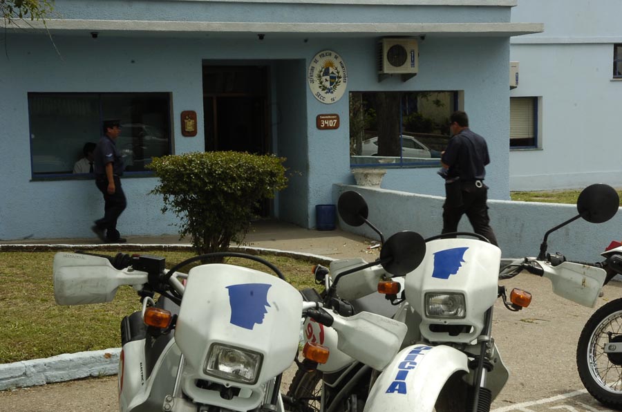 El eterno femenino de una imaginativa pintora