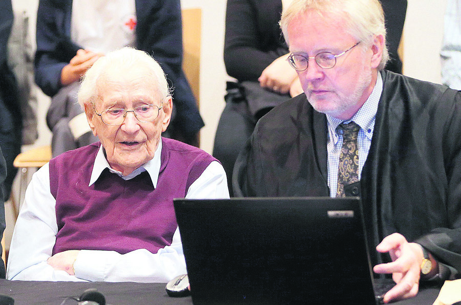 El eterno femenino de una imaginativa pintora