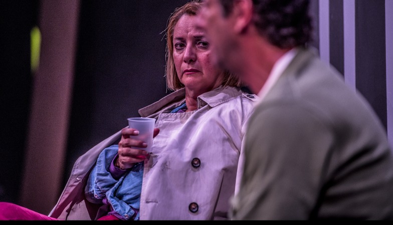 El eterno femenino de una imaginativa pintora