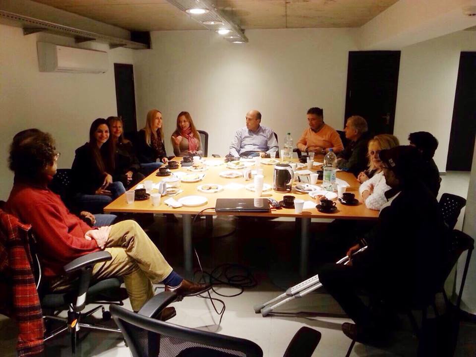 El eterno femenino de una imaginativa pintora