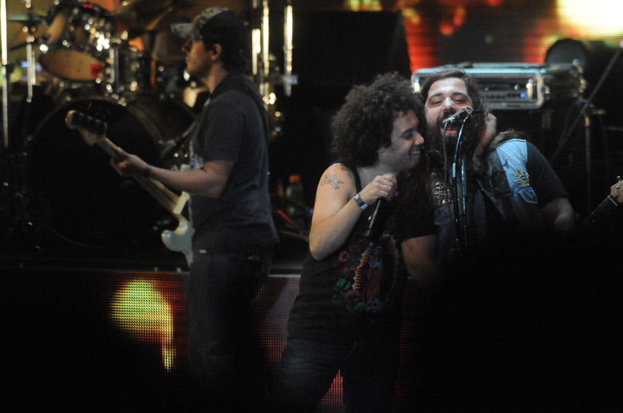 El eterno femenino de una imaginativa pintora