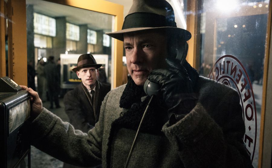 El eterno femenino de una imaginativa pintora