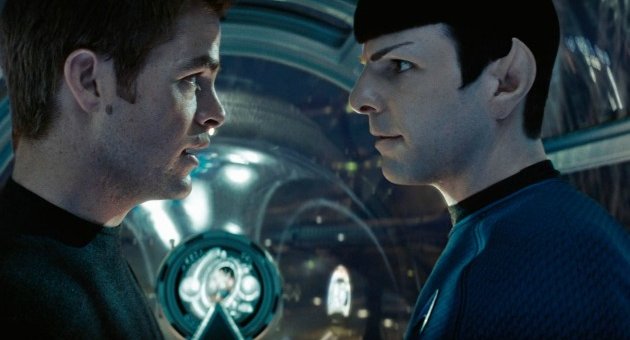Chris Pine y Zachary Quinto en Star Trek
