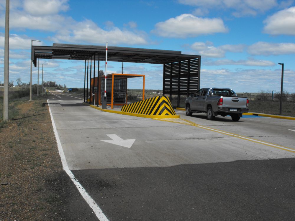 El puesto de control se inauguró el 5 de agosto en medio de la polémica. Foto: L. Pérez