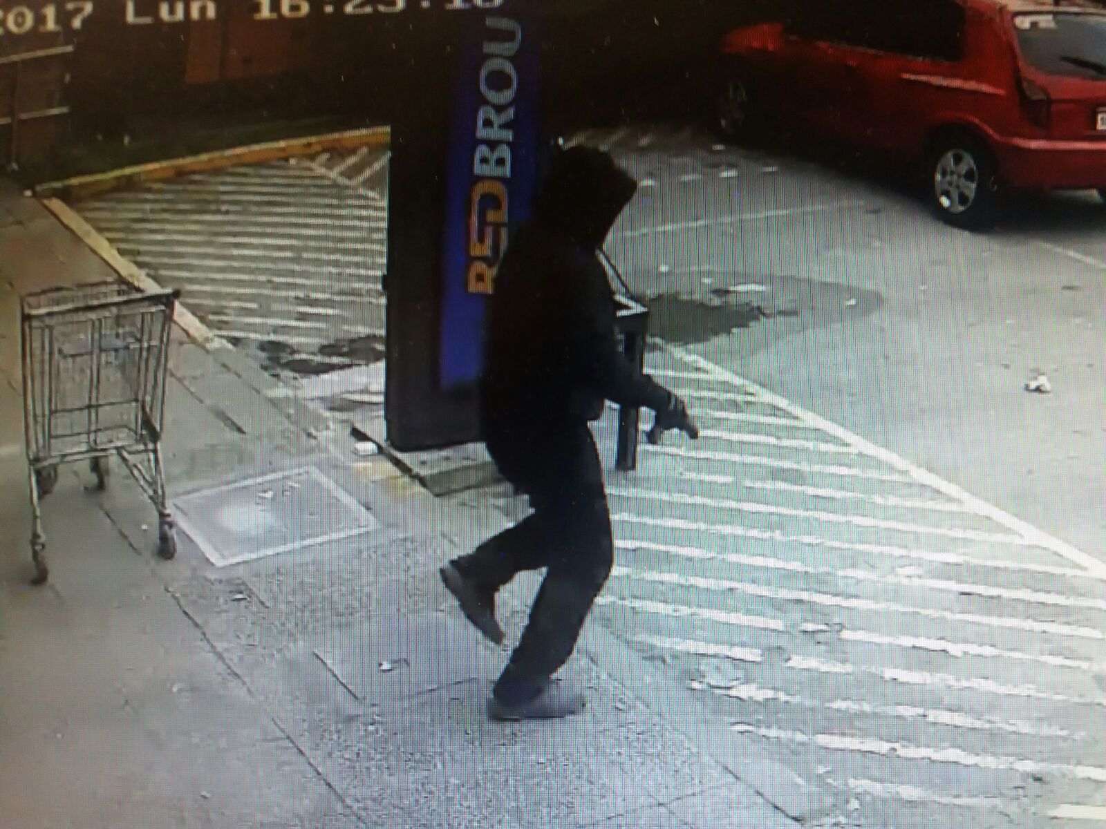 Asalto a RedBrou de Sayago.