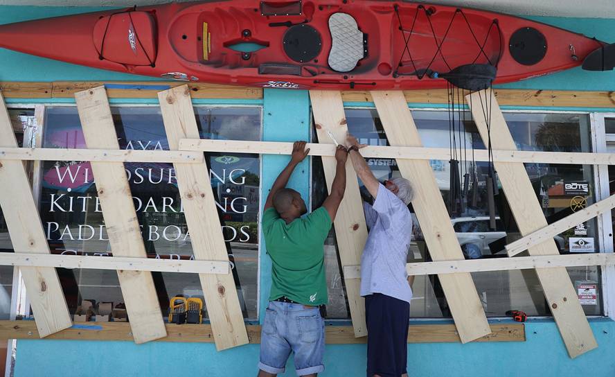 Miami se prepara para la llegada del huracán Irma. Foto: AFP.