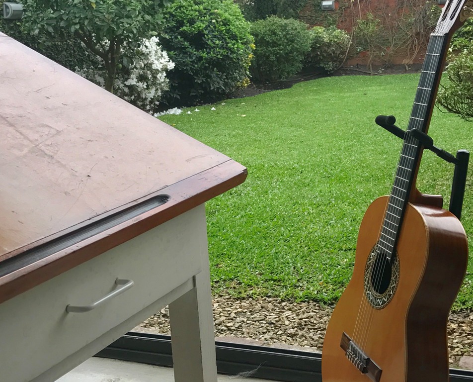 Los objetos de Gonzalo Moreira. Foto: Ariel Colmegna