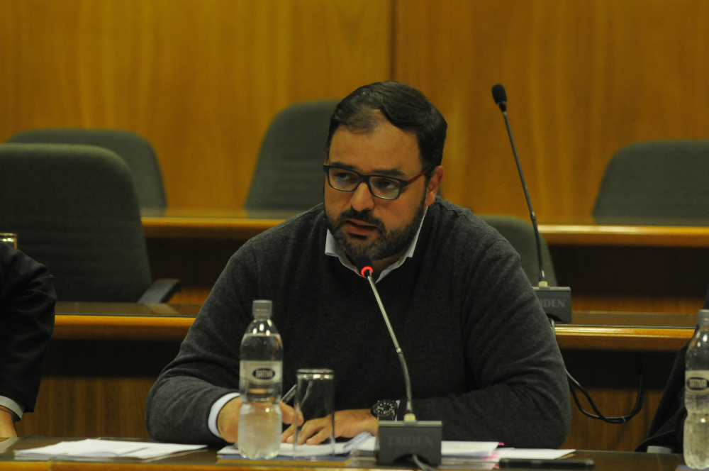 Charles Carrera, senador. Foto: Ariel Colmegna.