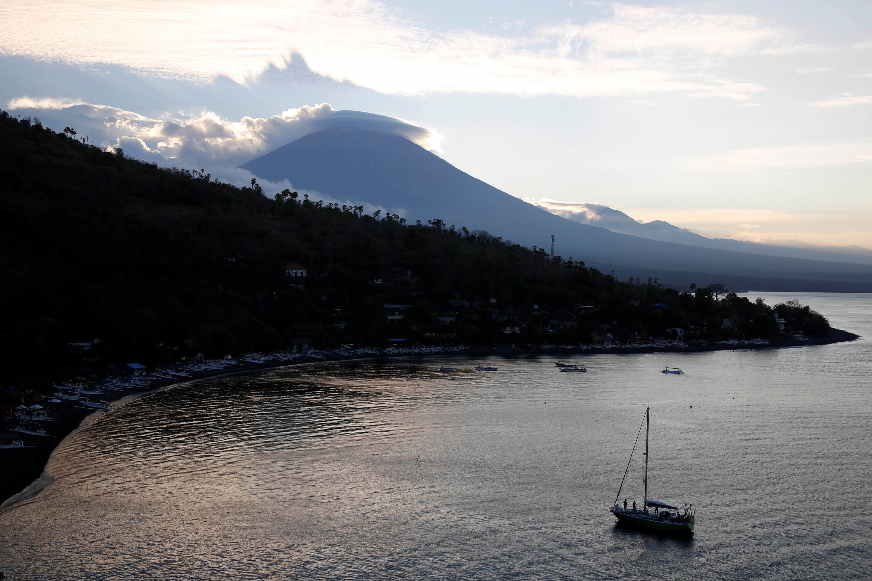 Volcán en Bali. Foto: Reuters