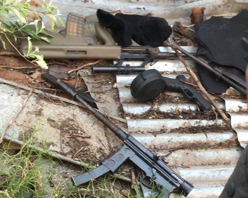 Armas de guerra incautadas en Casavalle.