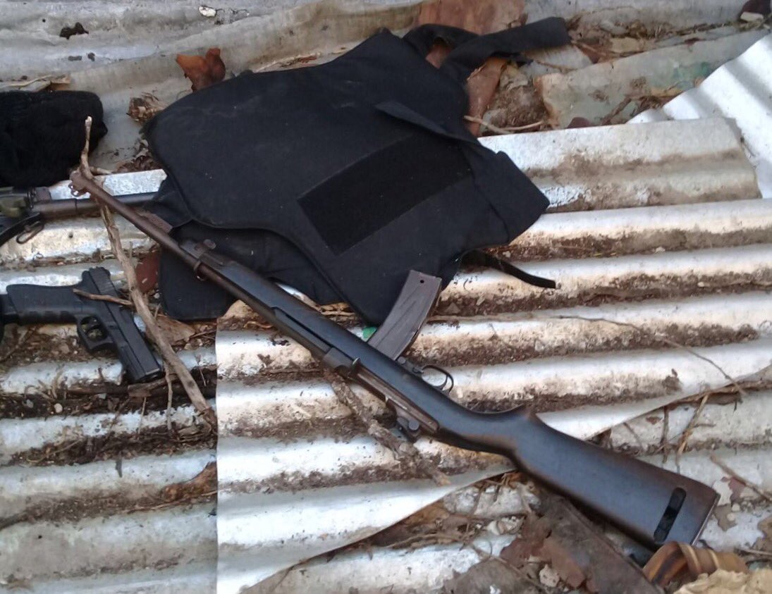 Armas de guerra incautadas en Casavalle.