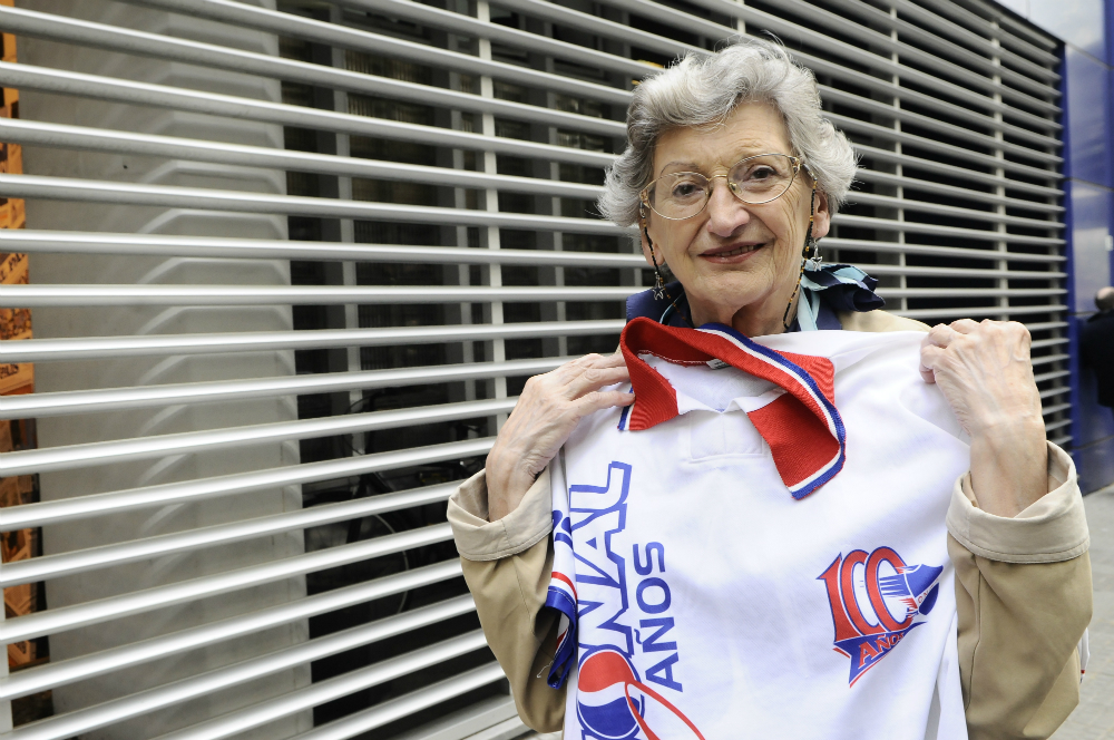 Matilde es hincha de Nacional desde siempre