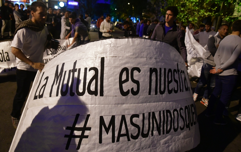 Colectivo mas unidos que nunca. Foto: Fernando Ponzetto