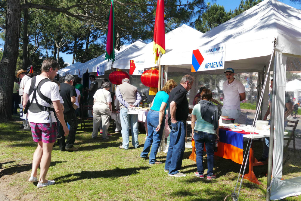 Se exhibieron comidas y bailes típicos. Foto: R. Figueredo