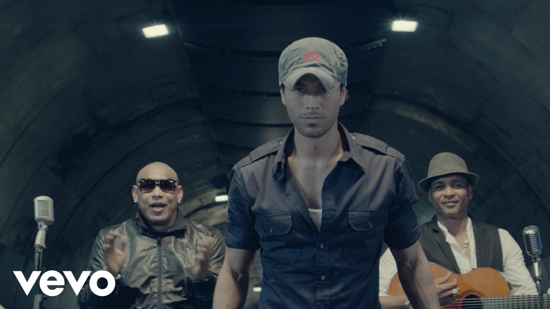 "Bailando" Enrique Iglesais