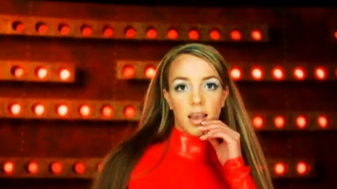 Britney Spears en "Oops... I Did It Again"