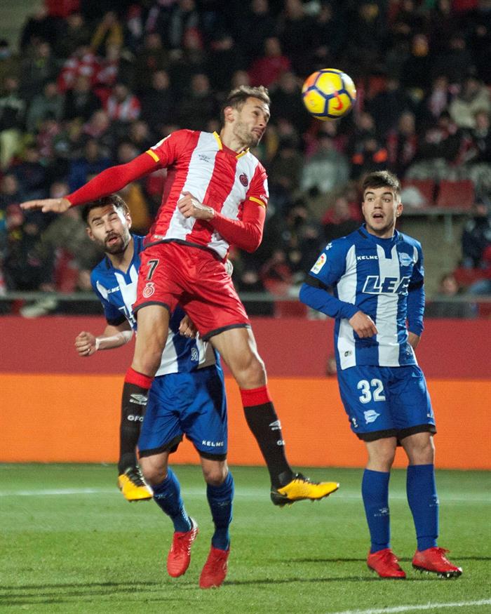 Cristhian Stuani contra Alavés: anotó pero Girona perdió. Foto: EFE