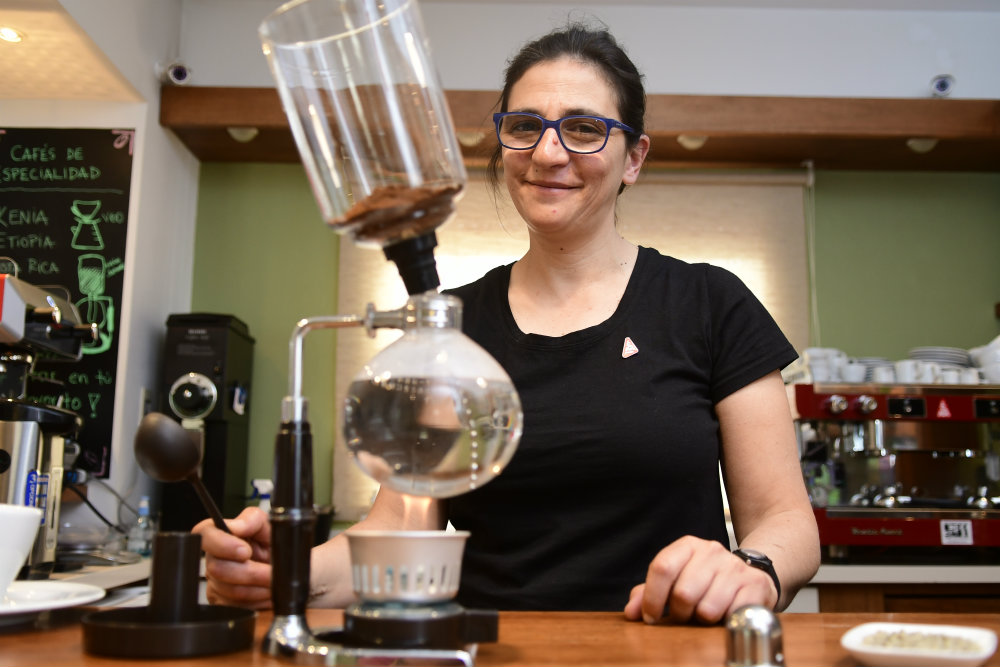 Alicia Radi, barista