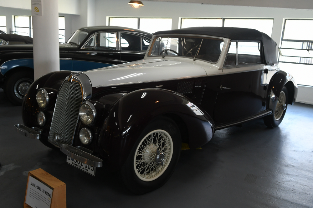 El Automóvil Club tiene un atractivo museo que puede ser visitado en su sede de Colonia y Yi. Foto: Ariel Colmegna