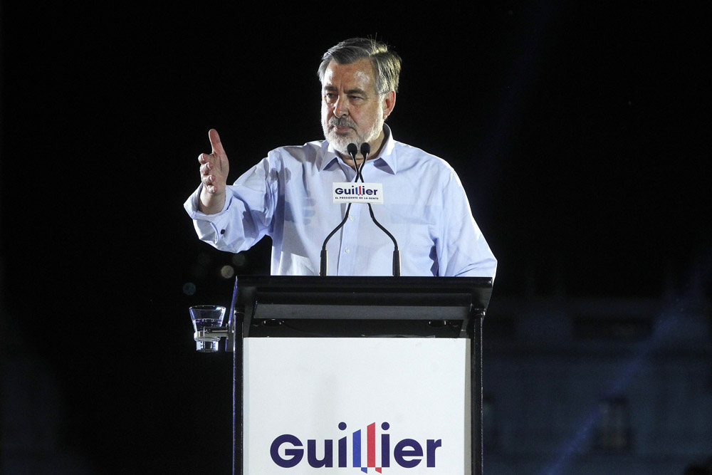Desde la primera vuelta, ha buscado cautivar el voto de los jóvenes de Frente Amplio chileno. Foto: AFP