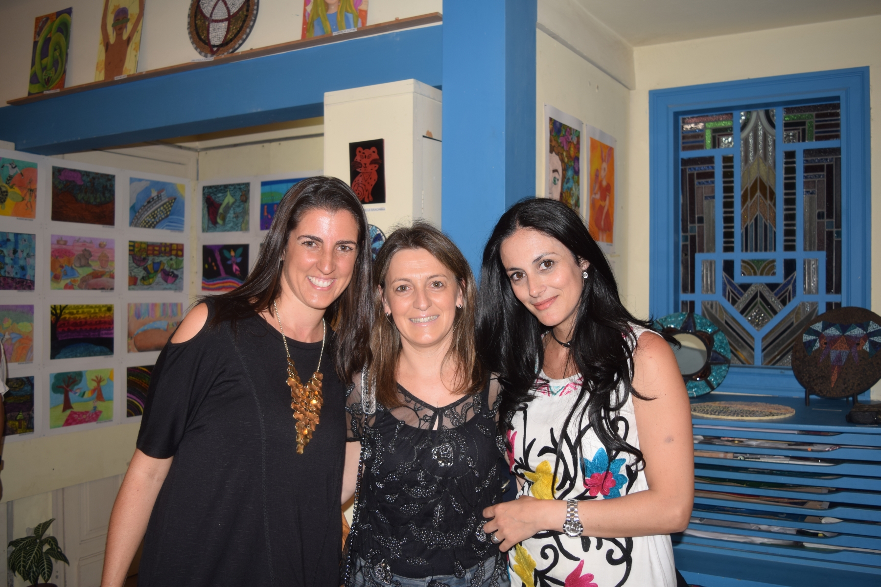 Verónica Varela, Natalia Amarelle, Lourdes González.