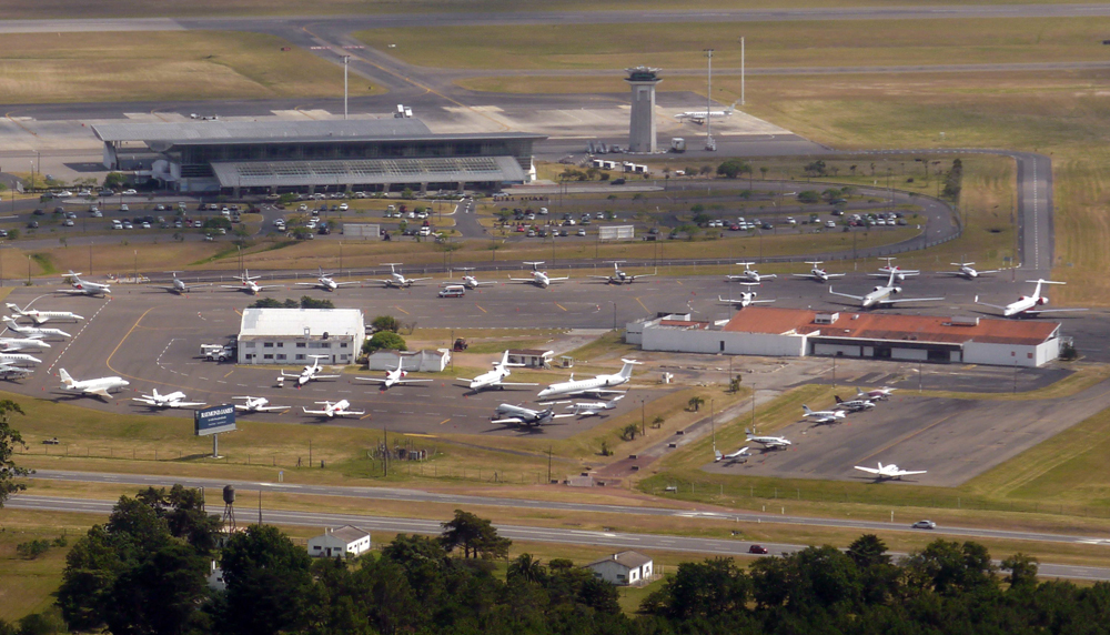 En aviación general, se aguardan 1.850 aterrizajes en la temporada. Foto: R. Figueredo